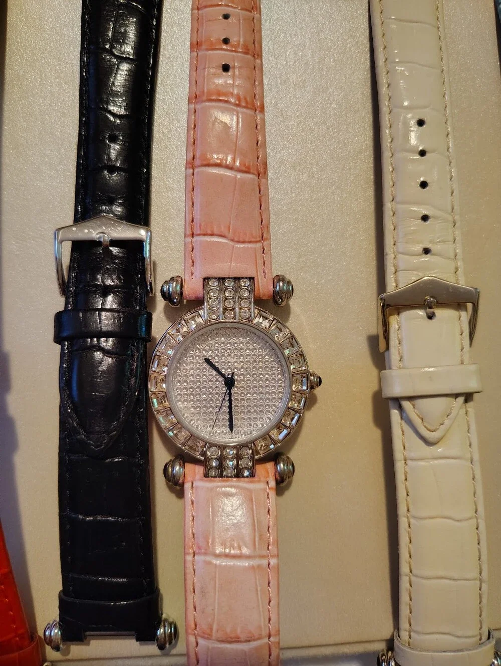 Real Collectibles By Adrienne Arpel 5 Band Watch NWOB